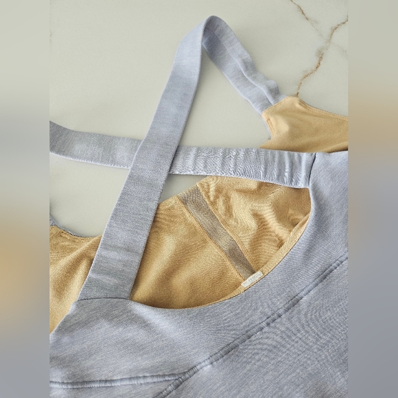 Lululemon Top Speed Tank Heathered Silver Slate Size 6 - Picture 10 of 14